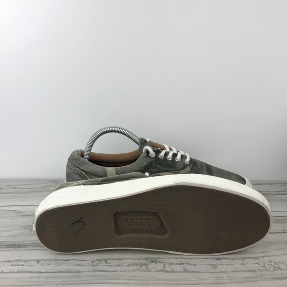 VANS - Picture 4 of 6